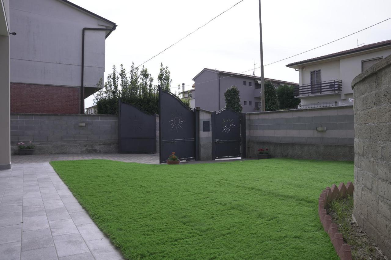 L'Angolo Verde カーシナ エクステリア 写真